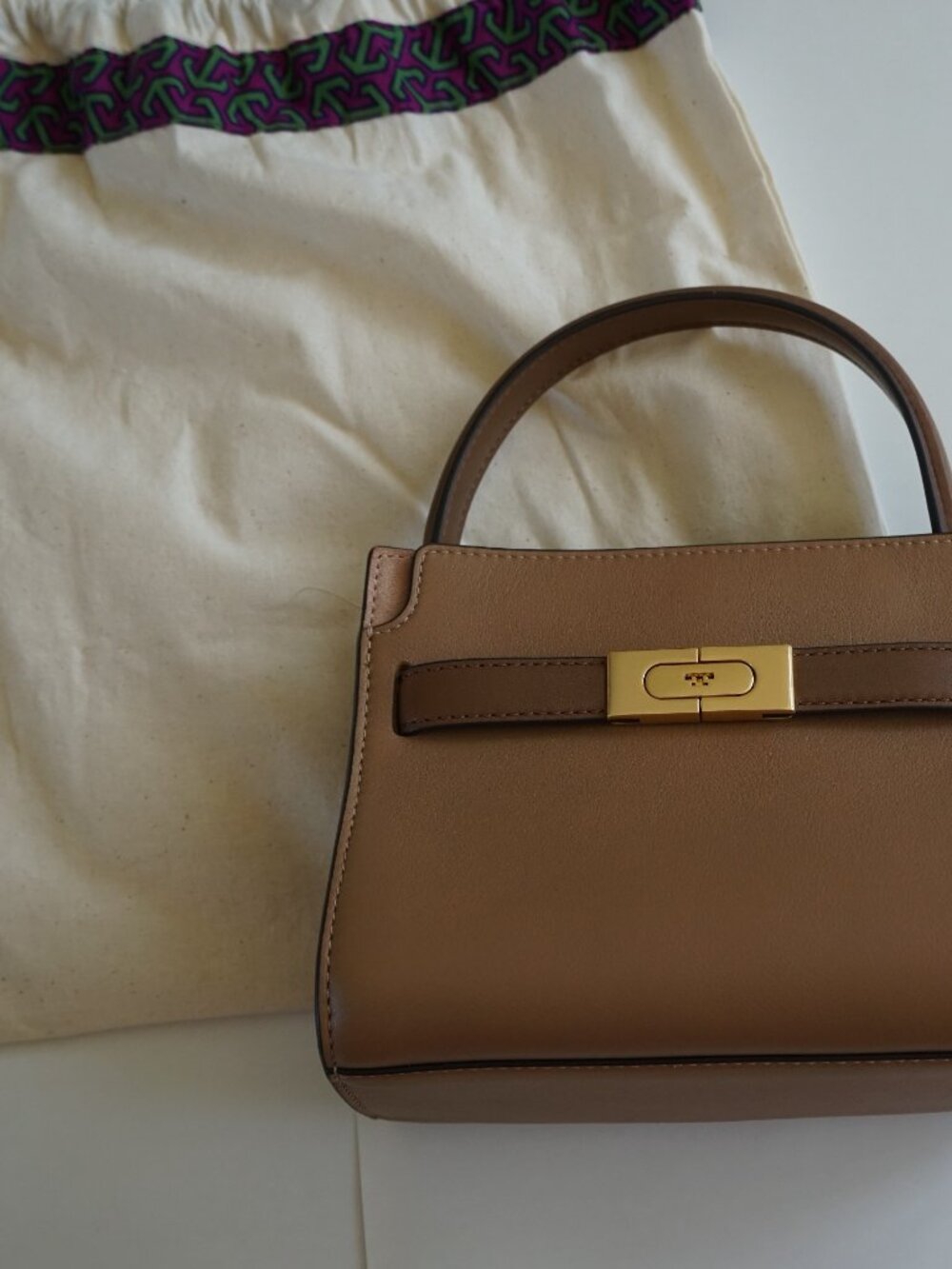 Tory Burch Lee Radziwill Petite - Picture 3 of 7